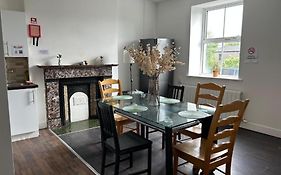 Sarsfield Hostel